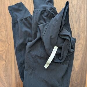 Lululemon Joggers, Size 6